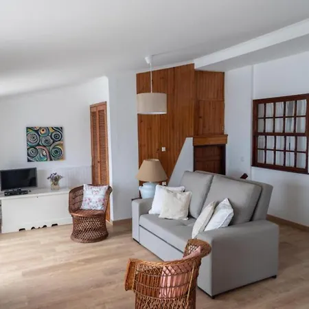 Casa Mares 2 Apart-hotel Baleal