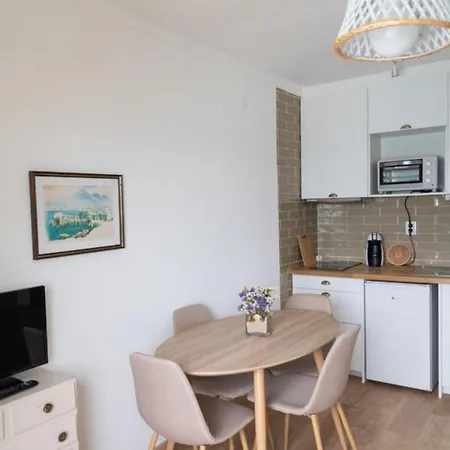 アパートホテル Casa Mares 2